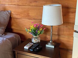 Yakari Grei Bungalows