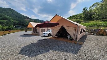 Gapyeong Sanmaeul Glamping