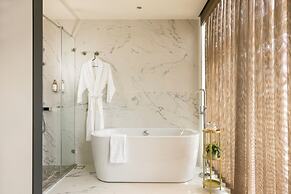 Voyage Kaohsiung By Cosmos Oasis