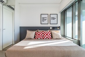 Rep1815n Setin Downtown Rep Blica