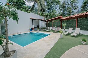 Apartamentos Ganesha Jacó