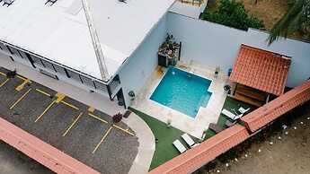 Apartamentos Ganesha Jacó