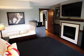 The Liberty Lodge at Sister Bay