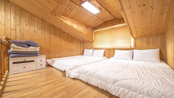 Gapyeong Gold Castle Pension