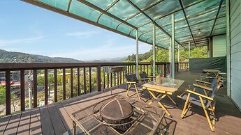 Gapyeong Gold Castle Pension