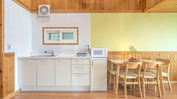 Gapyeong Gold Castle Pension