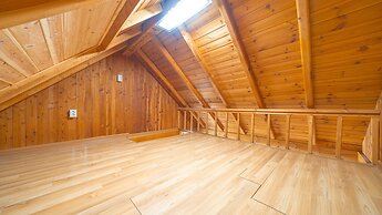 Gapyeong Gold Castle Pension