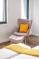 StayAU Stylish 4BR Home Ringwood