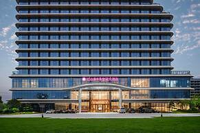 Jiangshan Haiwaihai Crown Hotel