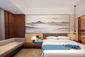 Jiangshan Haiwaihai Crown Hotel