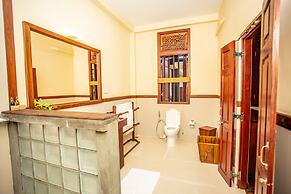 South Point Ocean - Whole Villa 8 Bedroom (Sleep 16)