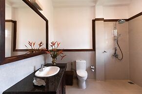 South Point Ocean - Whole Villa 8 Bedroom (Sleep 16)