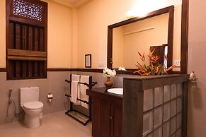 South Point Ocean - Whole Villa 8 Bedroom (Sleep 16)