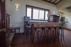 South Point Ocean - Whole Villa 8 Bedroom (Sleep 16)