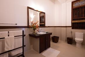 South Point Ocean - Whole Villa 8 Bedroom (Sleep 16)