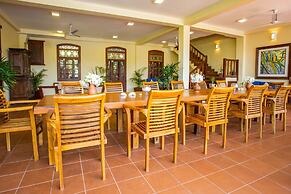 South Point Ocean - Whole Villa 8 Bedroom (Sleep 16)
