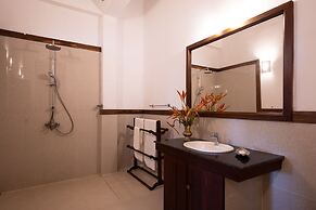 South Point Ocean - Whole Villa 8 Bedroom (Sleep 16)