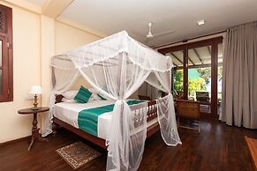 South Point Ocean - Whole Villa 8 Bedroom (Sleep 16)