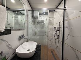 Hotel Divyanshi Inn