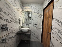 Hotel Divyanshi Inn