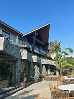 Selah Vie Resort Hotel