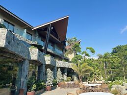 Selah Vie Resort Hotel