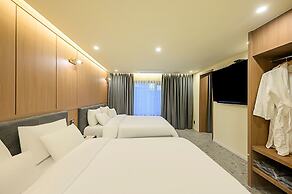 Mokpo H Avenue Hotel Peace Plaza