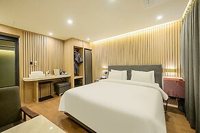 Mokpo H Avenue Hotel Peace Plaza