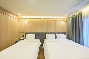 Mokpo H Avenue Hotel Peace Plaza