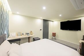 Mokpo H Avenue Hotel Peace Plaza