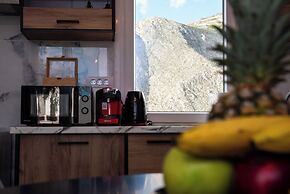 White Cave Villas Residence