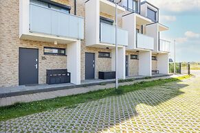 Three-level Rewal Apartment by Renters