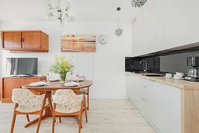 Three-level Rewal Apartment by Renters