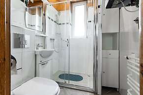 Sopocki Kredensik by Grand Apartments