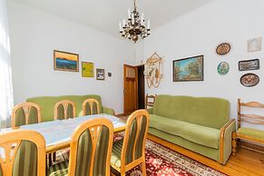 Sopocki Kredensik by Grand Apartments