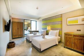 IKOSHAROLD Suites Seminyak