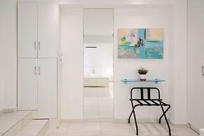 Cute and Convenient Studio in Athens