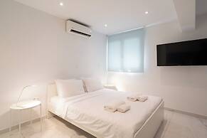 Cute and Convenient Studio in Athens