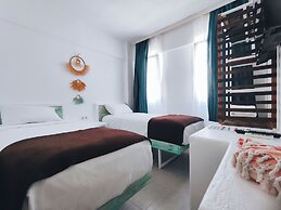 Umayra Otel