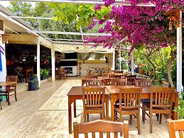 Umayra Otel