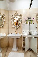 Royal Heritage Apartment in Split Center