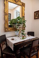 Royal Heritage Apartment in Split Center