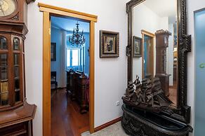 Royal Heritage Apartment in Split Center