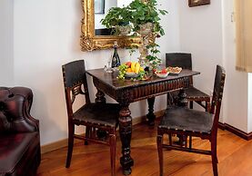 Royal Heritage Apartment in Split Center