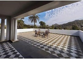 Altus Luxury Homestay