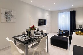 Marialena Luxury Apartment