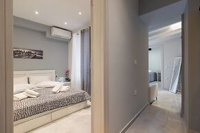 Marialena Luxury Apartment