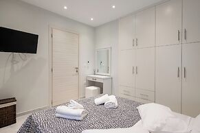 Marialena Luxury Apartment