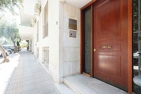 Sophisticated Modern Apt in Athens