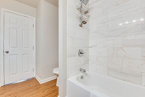 Charming Atlanta Home w/ Yard ~ 7 Mi to Downtown!